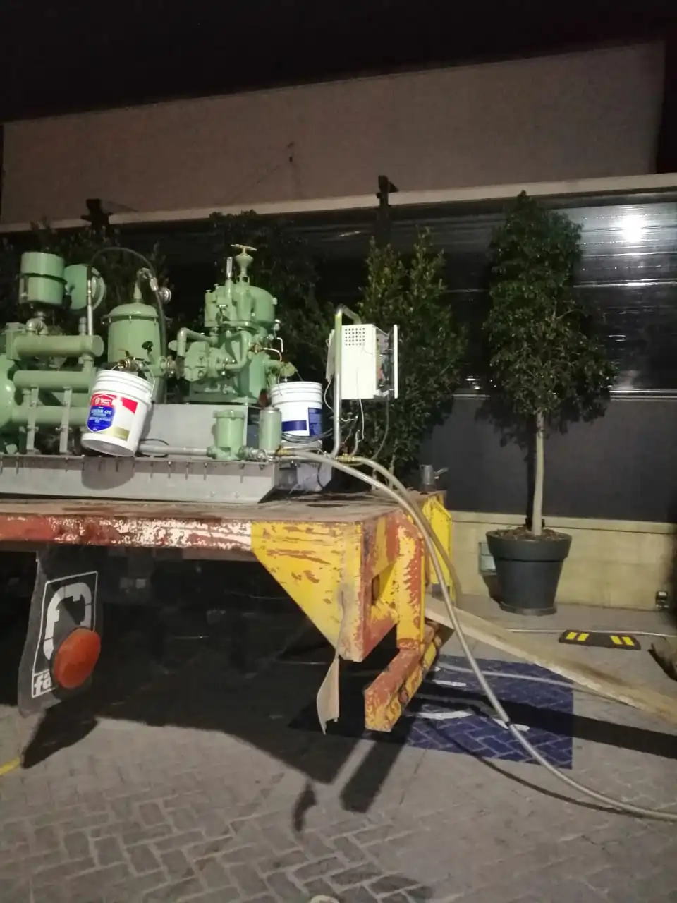 Unidad móvil de filtrado y centrifugado de aceite dieléctrico sobre camión de IRTSA