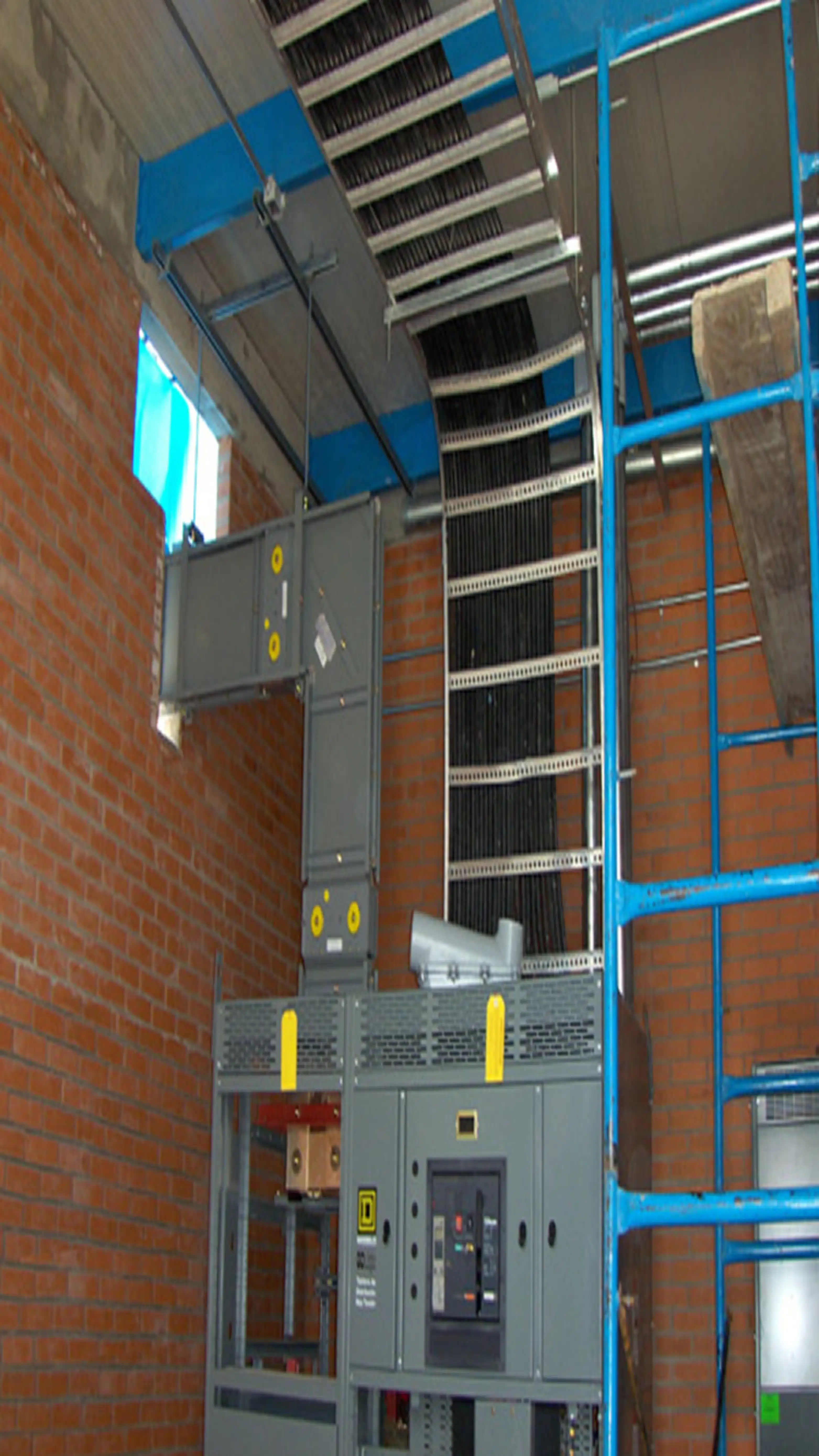 Mantenimiento eléctrico y reparación de transformadores en sitio